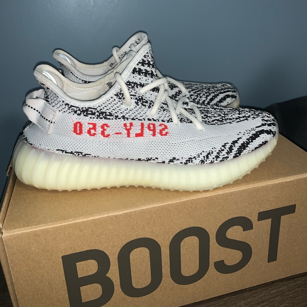 Adidas Yeezy Boost 350 V2 Zebra